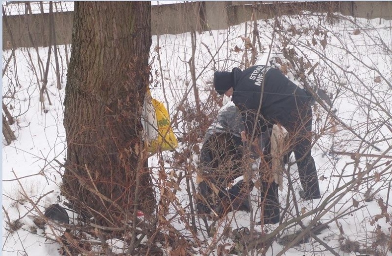 foto:  Dzięki zgłoszeniu udało się uratować mężczyznę przed wychłodzeniem